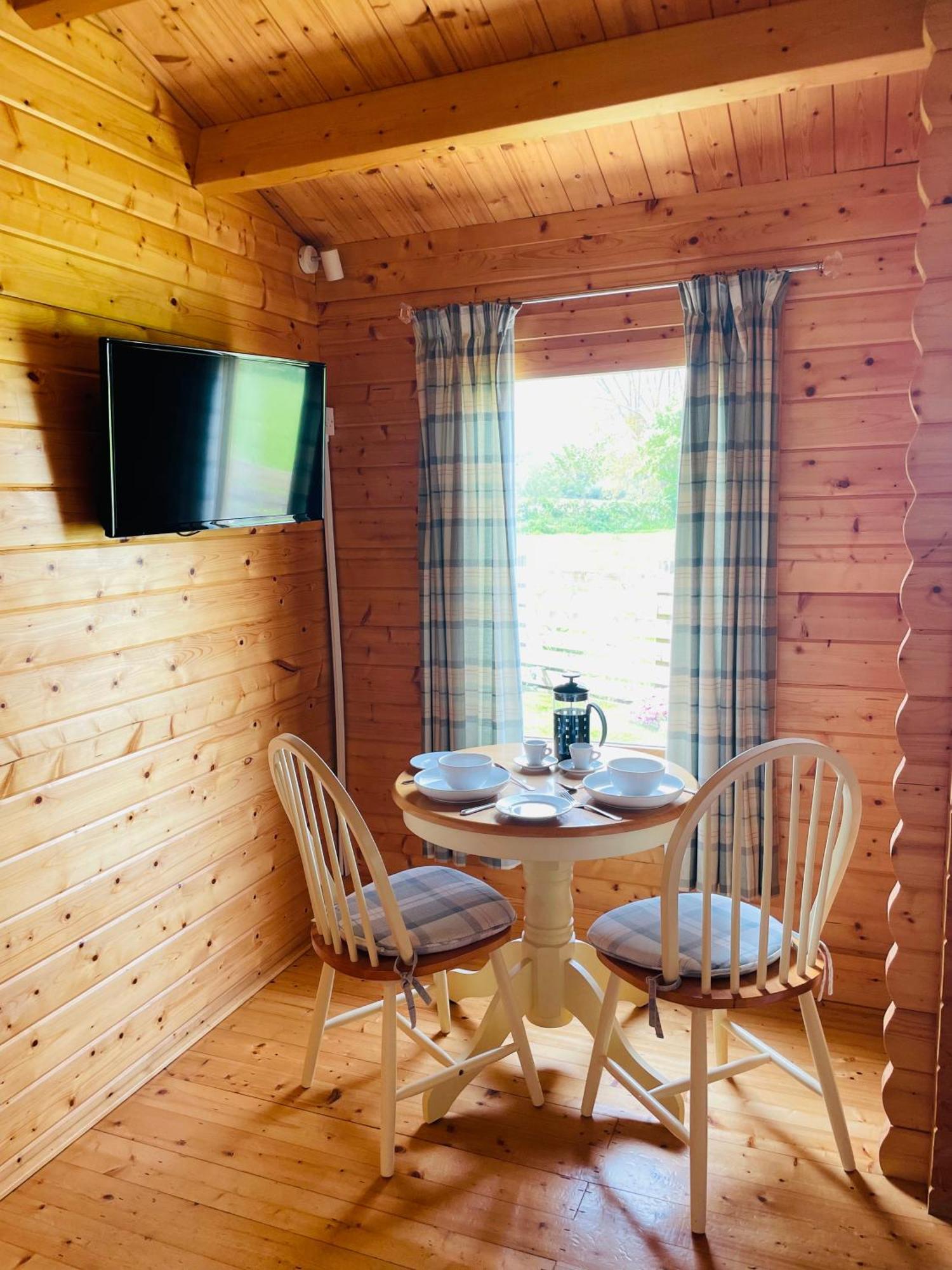 Keepers Lodges Бродуей Екстериор снимка