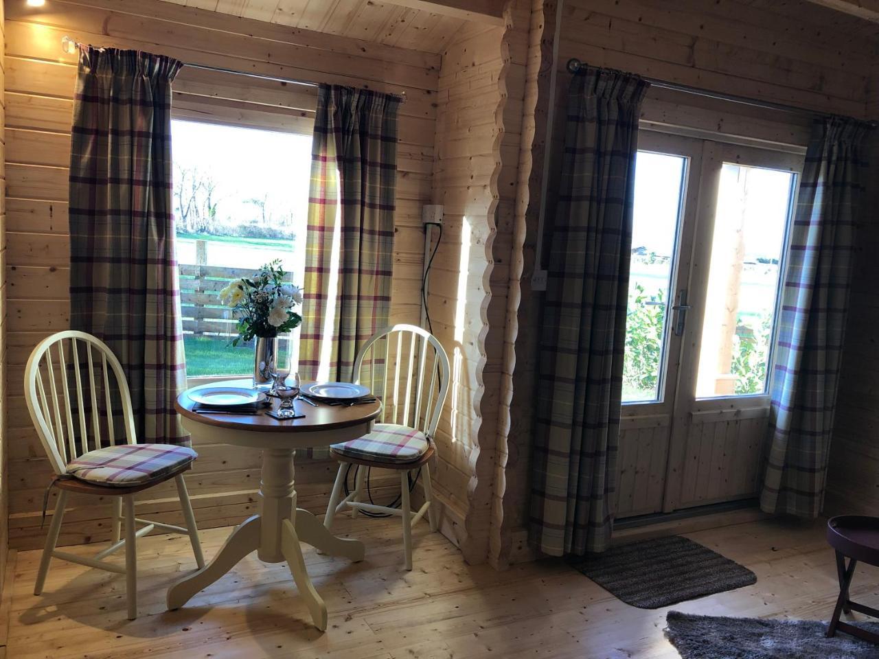 Keepers Lodges Бродуей Екстериор снимка